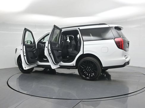 New 2026 Ford Expedition Platinum AWD/4WD image 29