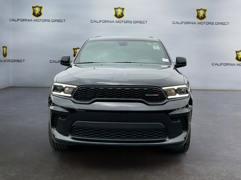 Used 2024 Dodge Durango GT w/ Blacktop Package RWD image 2