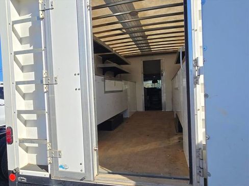 Used 2023 Ford E-350 and Econoline 350 Super Duty w/ Power Windows & Locks Group image 27