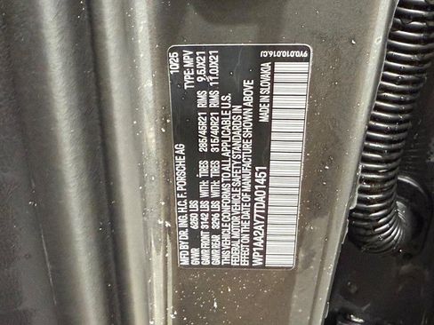 New 2026 Porsche Cayenne image 25