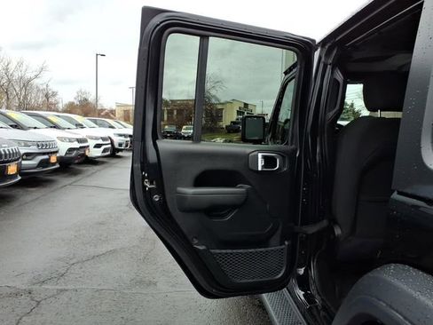 Certified 2023 Jeep Wrangler Altitude image 13