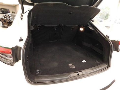 Used 2023 Maserati Levante Modena image 7