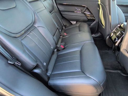 New 2026 Land Rover Range Rover Sport SE AWD/4WD image 21