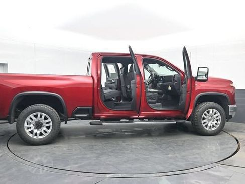 New 2026 Chevrolet Silverado 2500 LTZ w/ LTZ Convenience Package AWD/4WD image 50