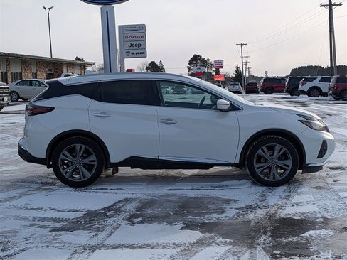 Used 2019 Nissan Murano Platinum image 4