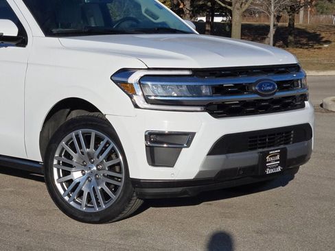 Used 2024 Ford Expedition Max Limited image 2