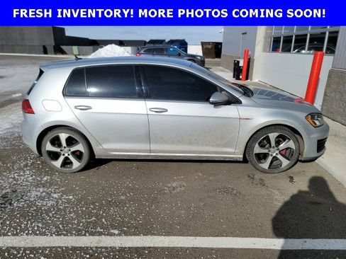 Used 2017 Volkswagen GTI S image 8