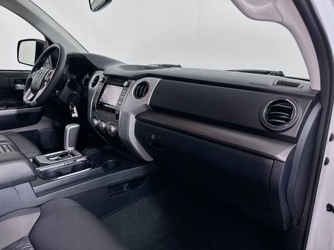 Used 2018 Toyota Tundra SR5 w/ SR5 Upgrade Package RWD image 29