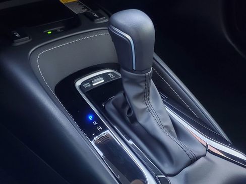 Used 2025 Toyota Corolla XSE image 25