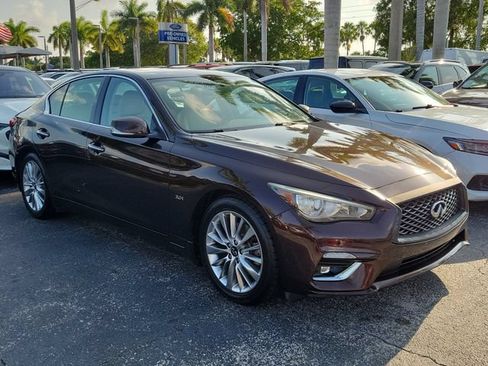 Used 2020 INFINITI Q50 Luxe w/ Cargo Package RWD image 2