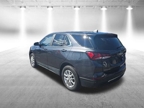 Used 2023 Chevrolet Equinox LT w/ Driver Convenience Package image 6