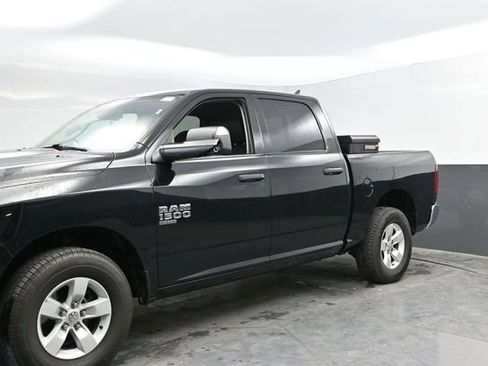 Used 2023 RAM 1500 Classic SLT w/ Trailer & Traction Group AWD/4WD image 5