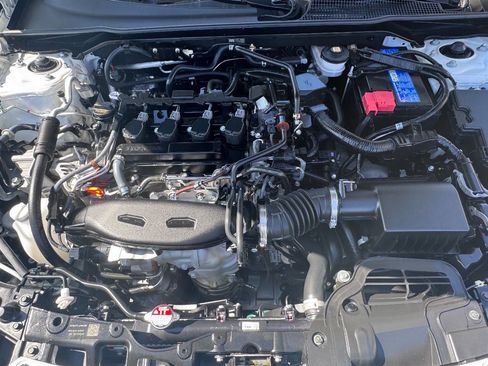 Used 2024 Honda Civic Touring image 27