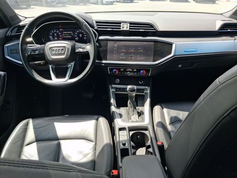 Used 2020 Audi Q3 2.0T Premium w/ Convenience Package AWD/4WD image 23
