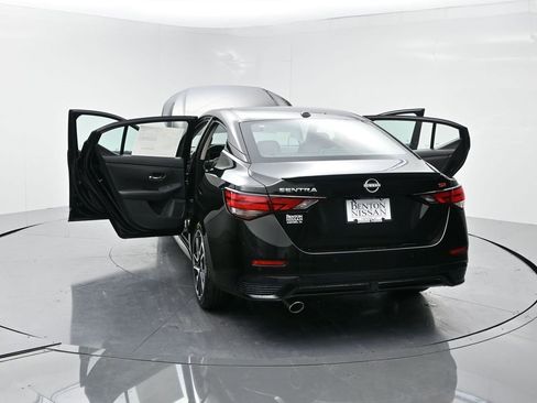 New 2025 Nissan Sentra SR w/ SR Premium Package image 27