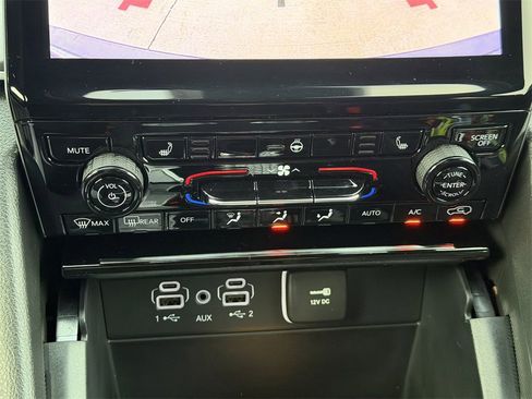 New 2025 Jeep Grand Cherokee Limited image 17