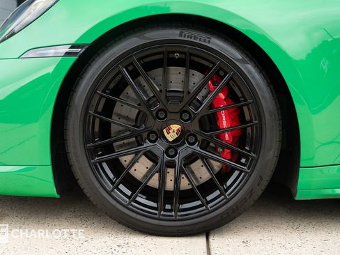 Used 2022 Porsche 911 Turbo image 13