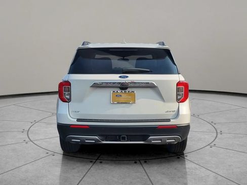 Certified 2023 Ford Explorer XLT w/ Equipment Group 202A AWD/4WD image 11