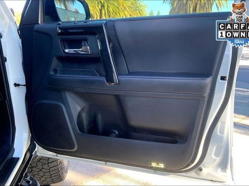 Used 2020 Toyota 4Runner SR5 image 23