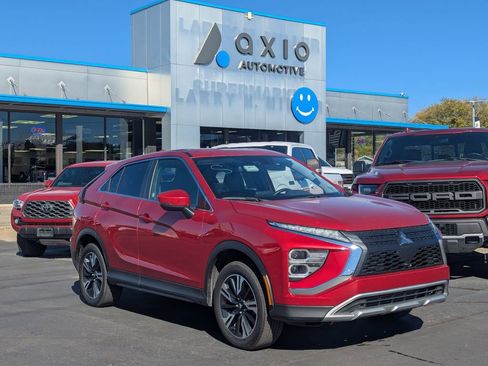 Used 2024 Mitsubishi Eclipse Cross SE image 1