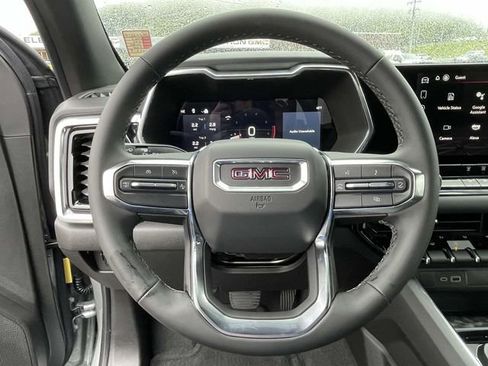 New 2025 GMC Canyon Elevation w/ Technology Package image 16