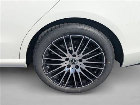 New 2026 Mercedes-Benz C 300 Sedan image 9