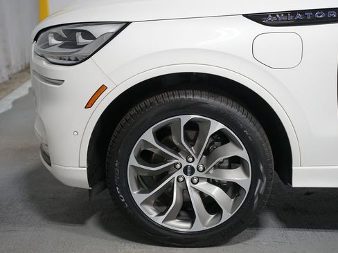 Used 2021 Lincoln Aviator Grand Touring w/ Equipment Group 301A image 5