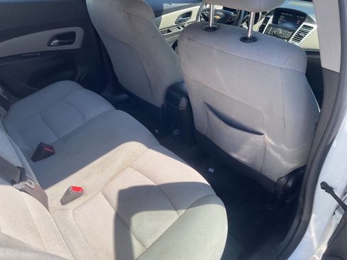 Used 2015 Chevrolet Cruze LT FWD image 33