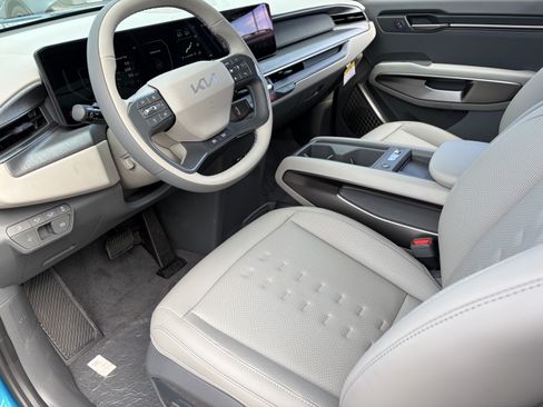 New 2026 Kia EV9 Wind AWD/4WD image 16