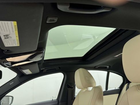 Used 2025 BMW 330i xDrive 330i xDrive w/ Convenience Package image 31