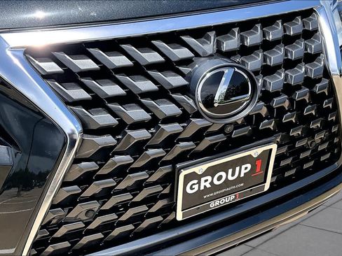 Used 2023 Lexus GX 460 Luxury w/ Accessory Package AWD/4WD image 30