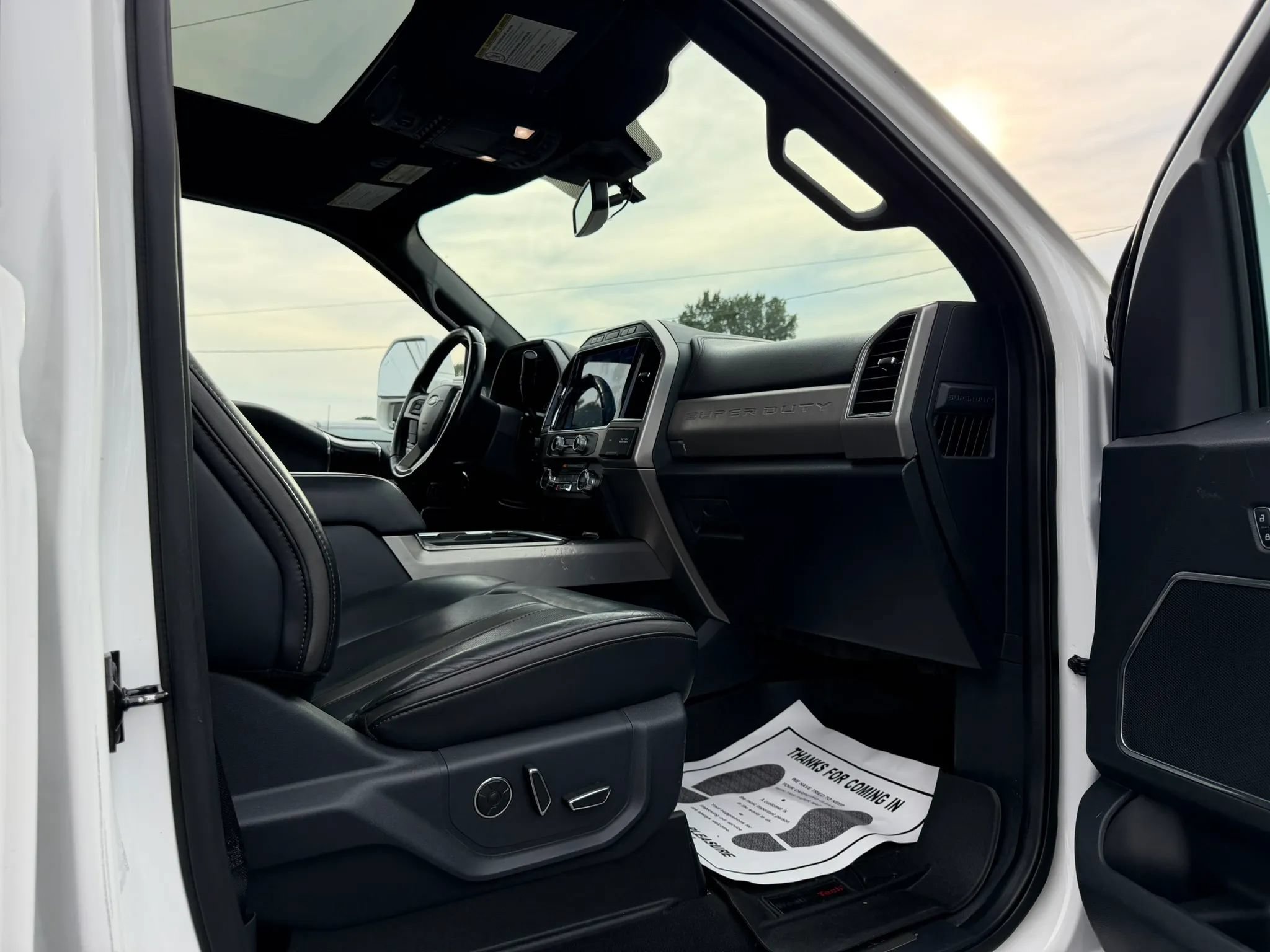 Used 2022 Ford F250 Platinum AWD/4WD image 29
