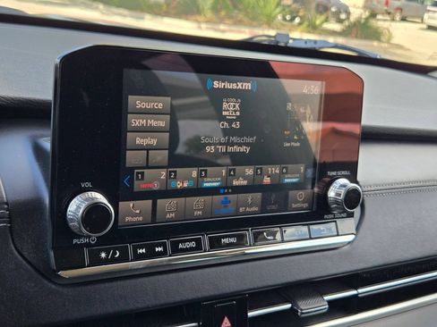 Used 2023 Mitsubishi Outlander ES FWD image 15