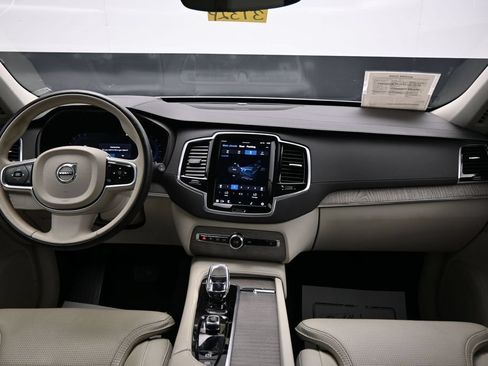 Used 2024 Volvo XC90 B6 Ultimate AWD/4WD image 13