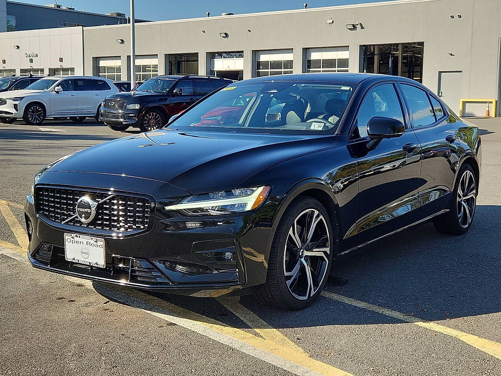 Certified 2024 Volvo S60 B5 Plus w/ Climate Package AWD/4WD image 3