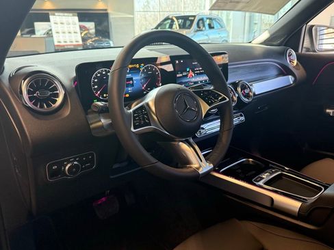 New 2026 Mercedes-Benz GLB 250 4MATIC image 16