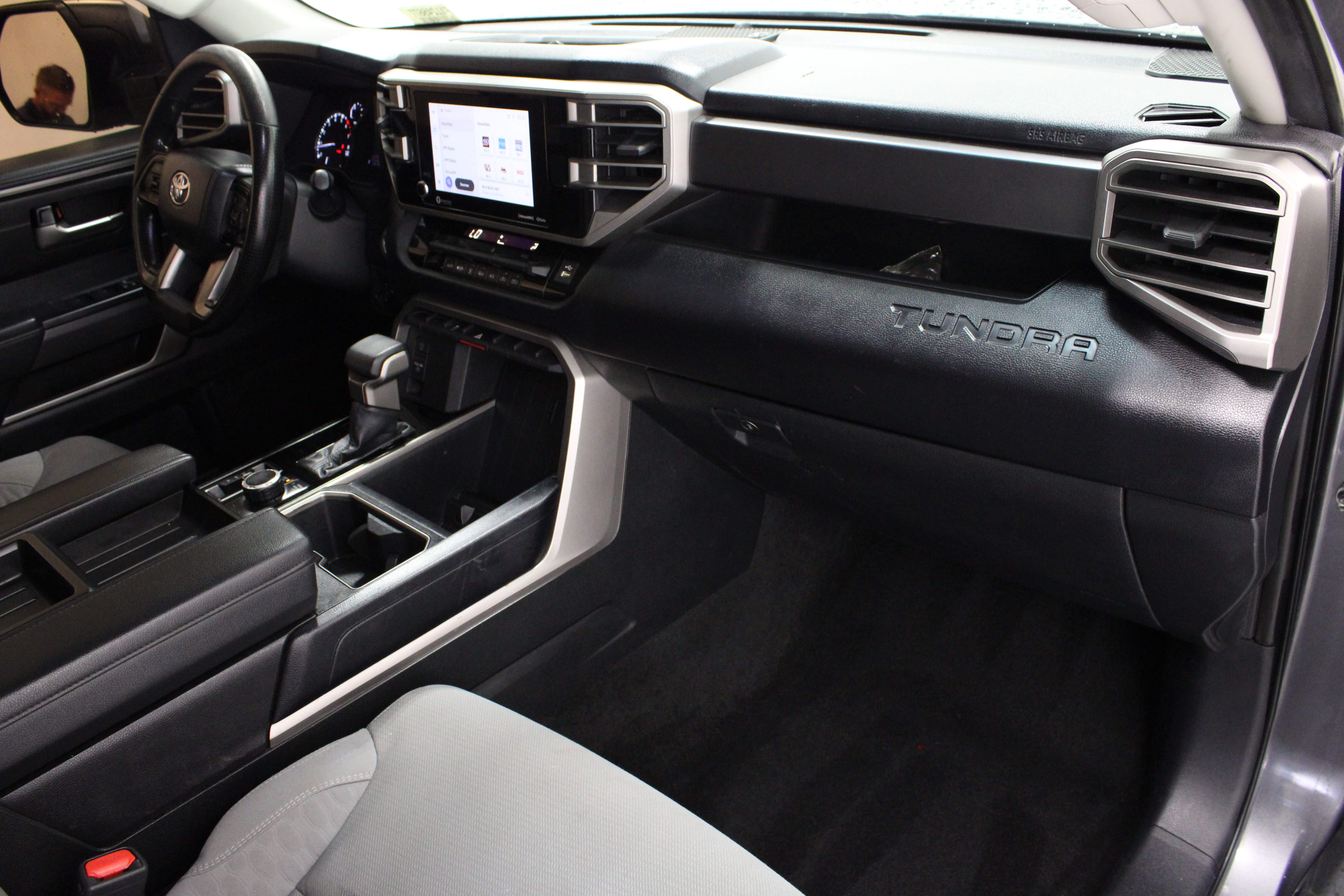 Used 2023 Toyota Tundra SR5 AWD/4WD image 34