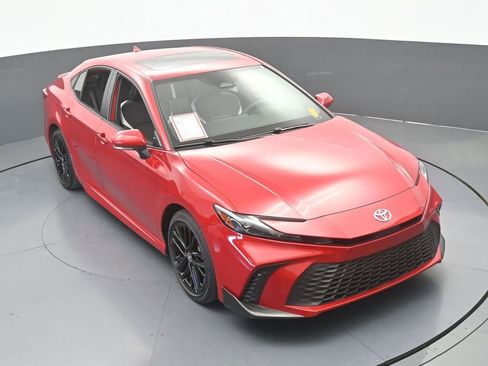 Used 2025 Toyota Camry SE w/ Multimedia Upgrade Package image 52