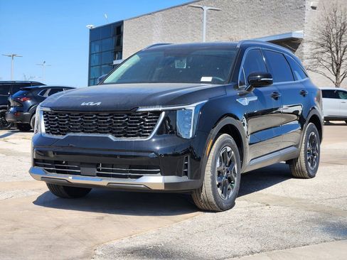 New 2026 Kia Sorento S image 2