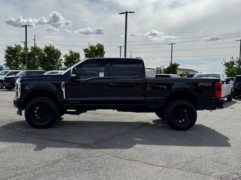 Used 2023 Ford F350 Lariat w/ Tow Technology Package AWD/4WD image 12
