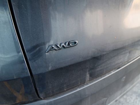 Used 2024 Toyota Grand Highlander Limited image 12