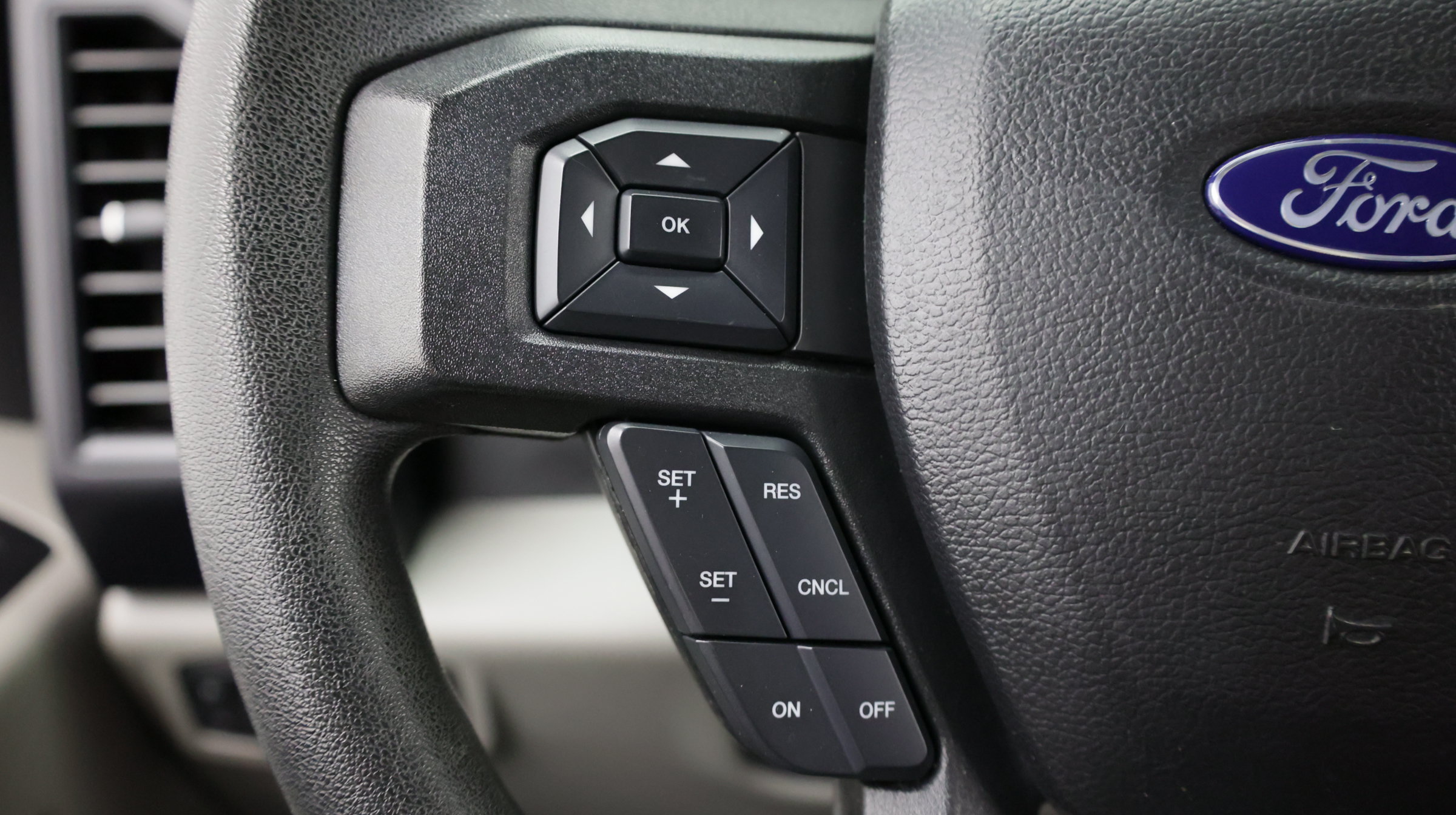 Used 2019 Ford F150 XL w/ Equipment Group 101A Mid AWD/4WD image 19