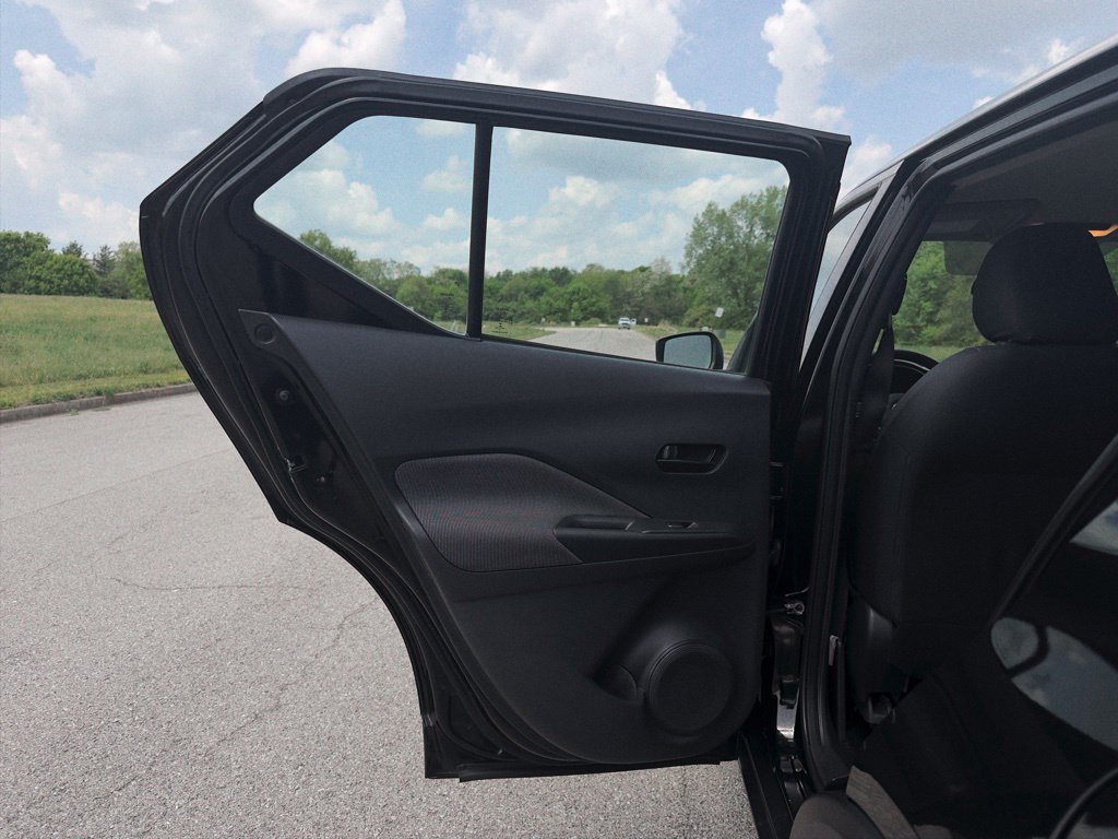 Used 2020 Nissan Kicks S FWD image 17