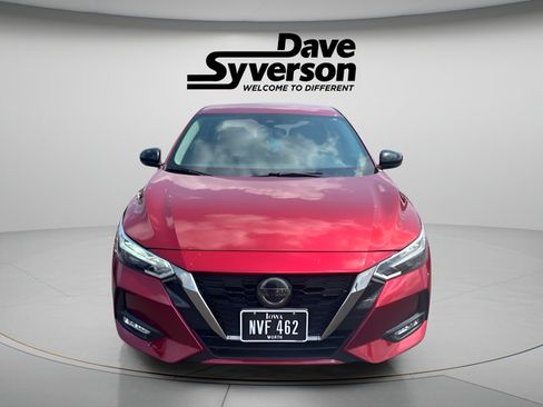 Used 2021 Nissan Sentra SR FWD image 2