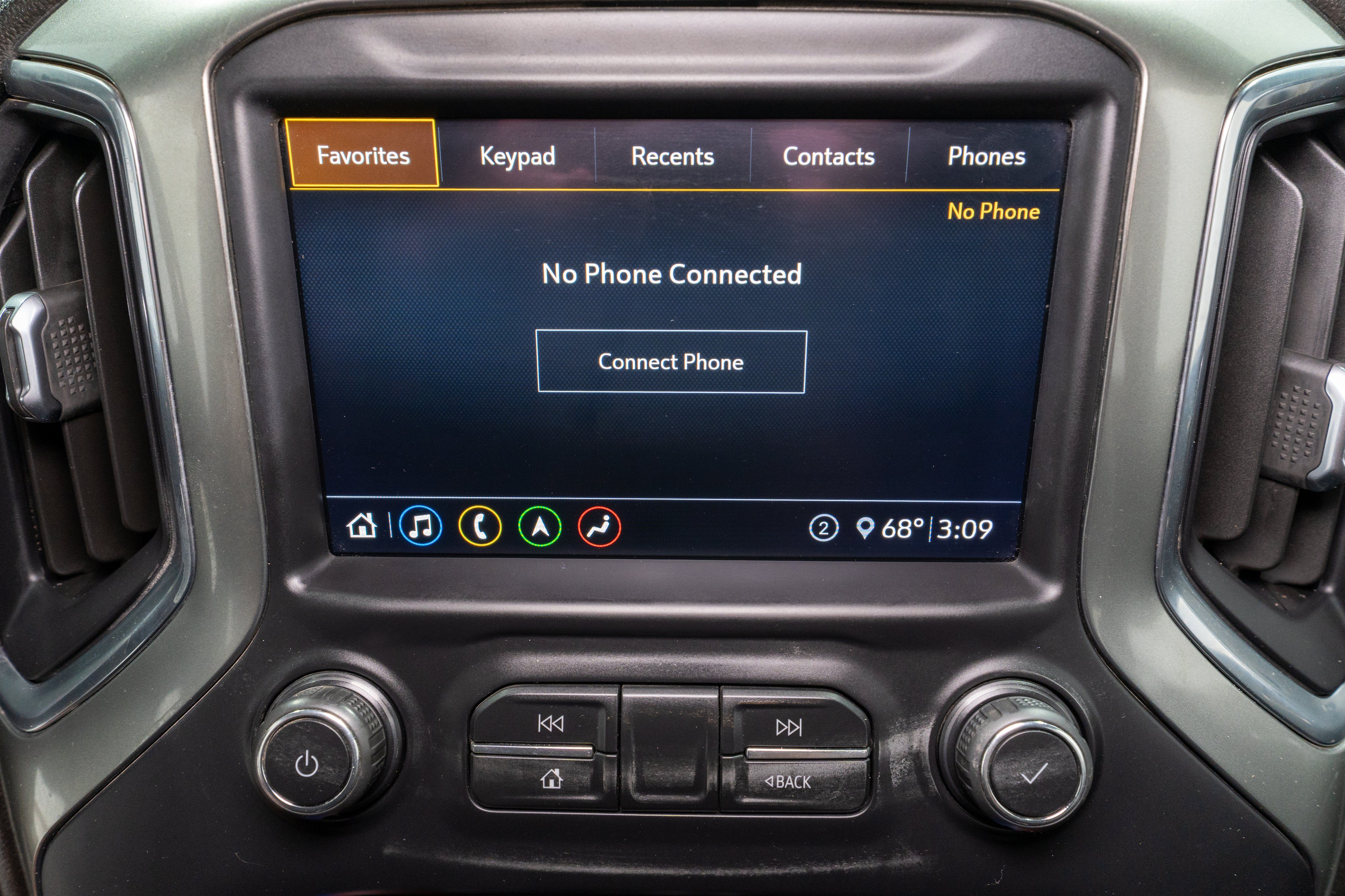 Used 2020 Chevrolet Silverado 2500 LTZ w/ Technology Package AWD/4WD image 21