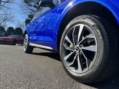 Used 2023 Audi Q5 2.0T Premium w/ Convenience Package image 9