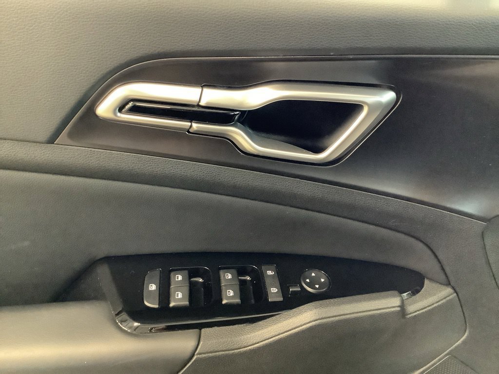Certified 2024 Kia Sportage EX AWD/4WD image 22