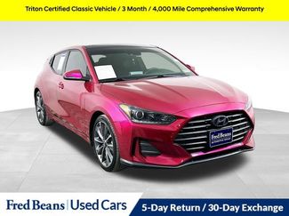 Used 2020 Hyundai Veloster 2.0 Premium video 1
