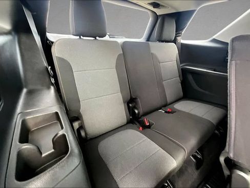 Used 2020 Chevrolet Traverse LS FWD image 25