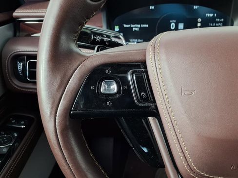 Used 2024 Lincoln Aviator Black Label w/ Class IV Trailer Tow Package image 13